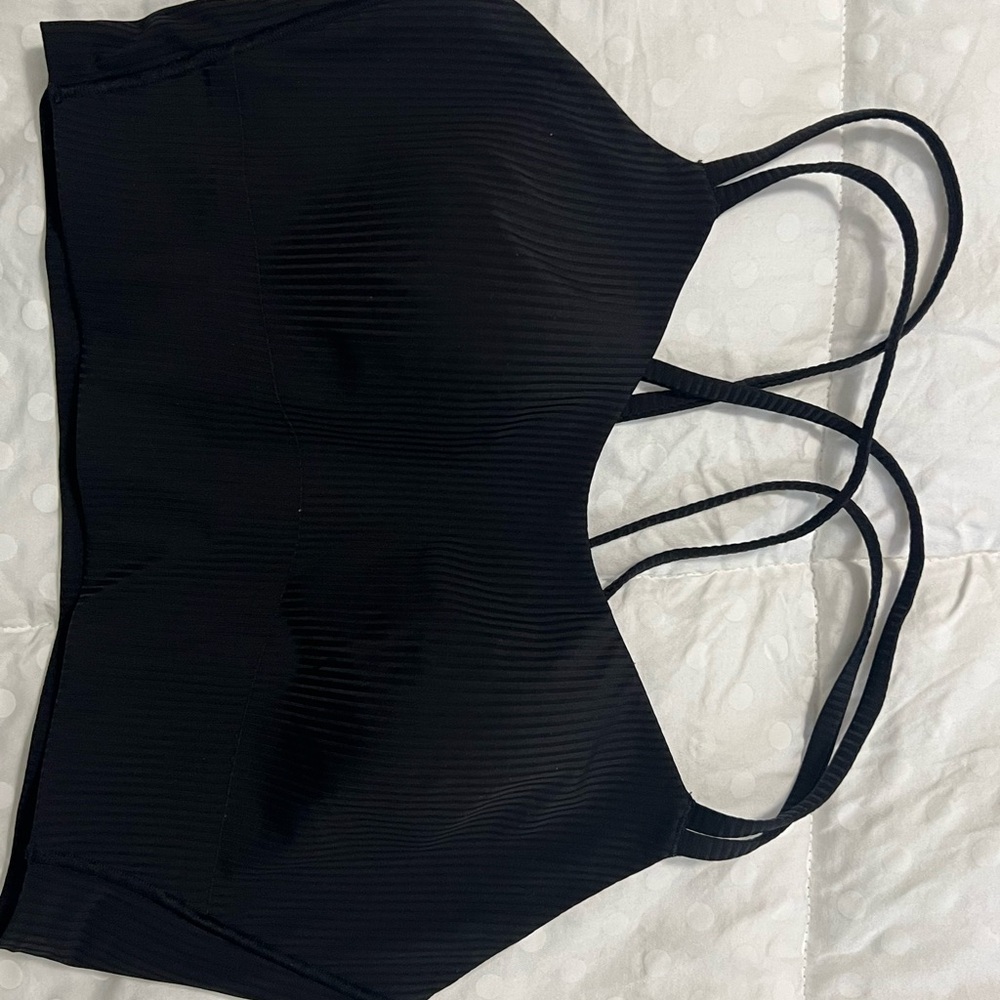 Black like a cloud bra b/c cup light support size 8